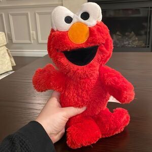 Sesame Street Elmo Plush Toy Stuffed Animal 2020 Excellent Condition 12” Red